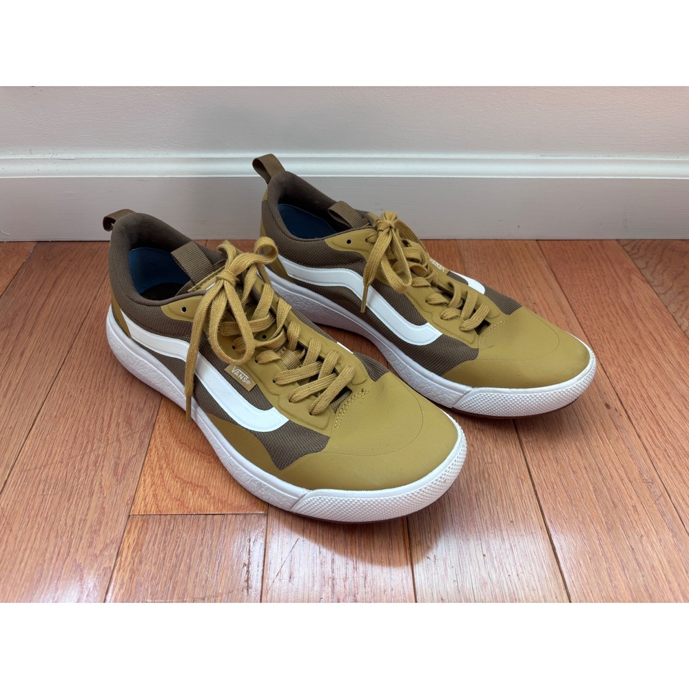 Vans UltraRange EXO Sneakers Mens 9 Brown Tan Low Top Skate Shoes 721356‎